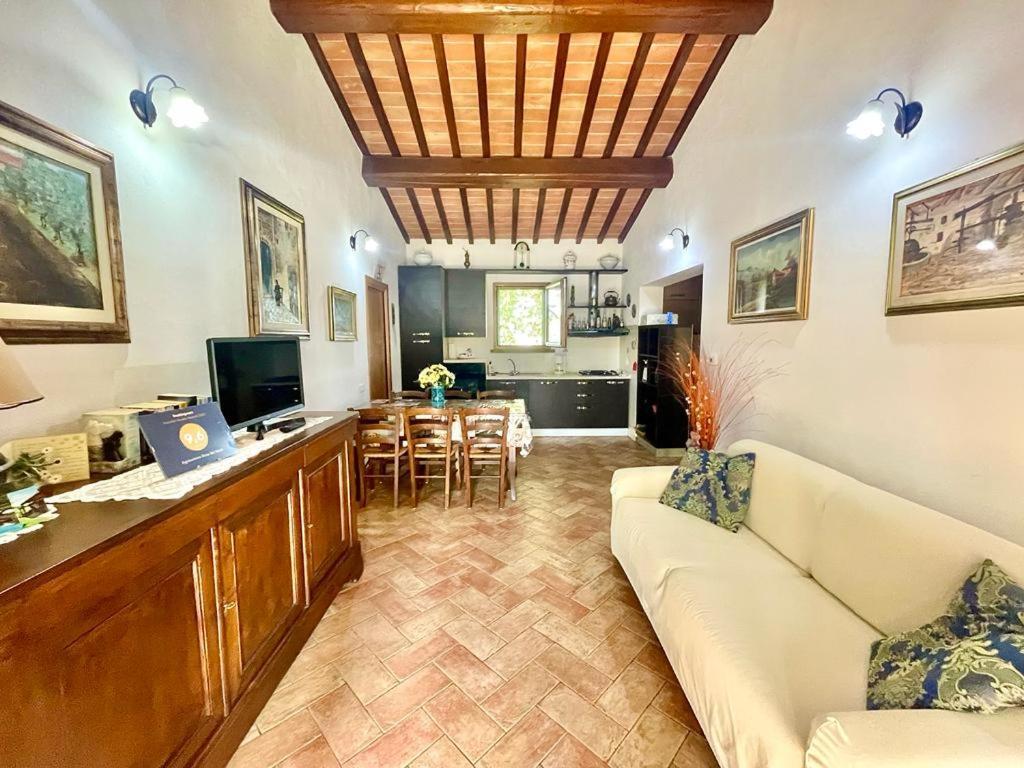 Agriturismo Rosa dei Venti Pomarance Esterno foto